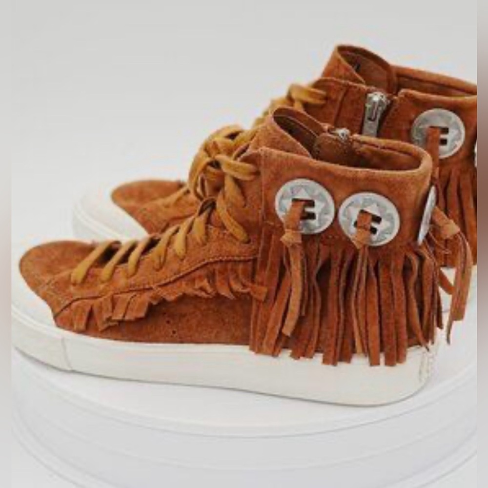 The sneakers are the ASH Marlow Fringe Lace Up High Top Sneakers. Size 38 - Picture 12 of 16